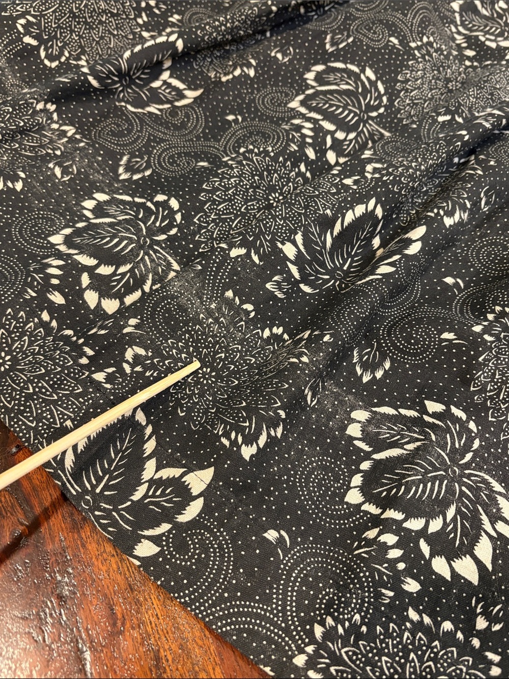 Vintage Ralph Lauren 80s Black and Cream Floral Pleated A-Line Skirt size 6 - Picture 14 of 15